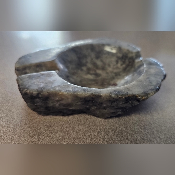 Vintage Action Genuine Italian Alabaster Hand Carved Ashtray - Picture 2 of 11